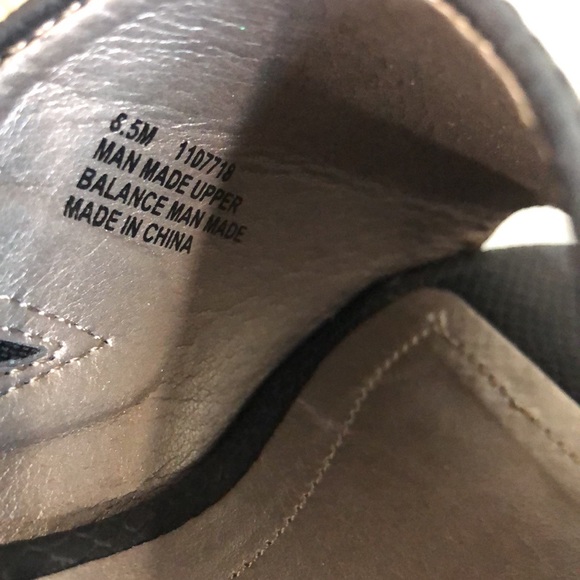 Array Black Low Heel - Picture 4 of 12